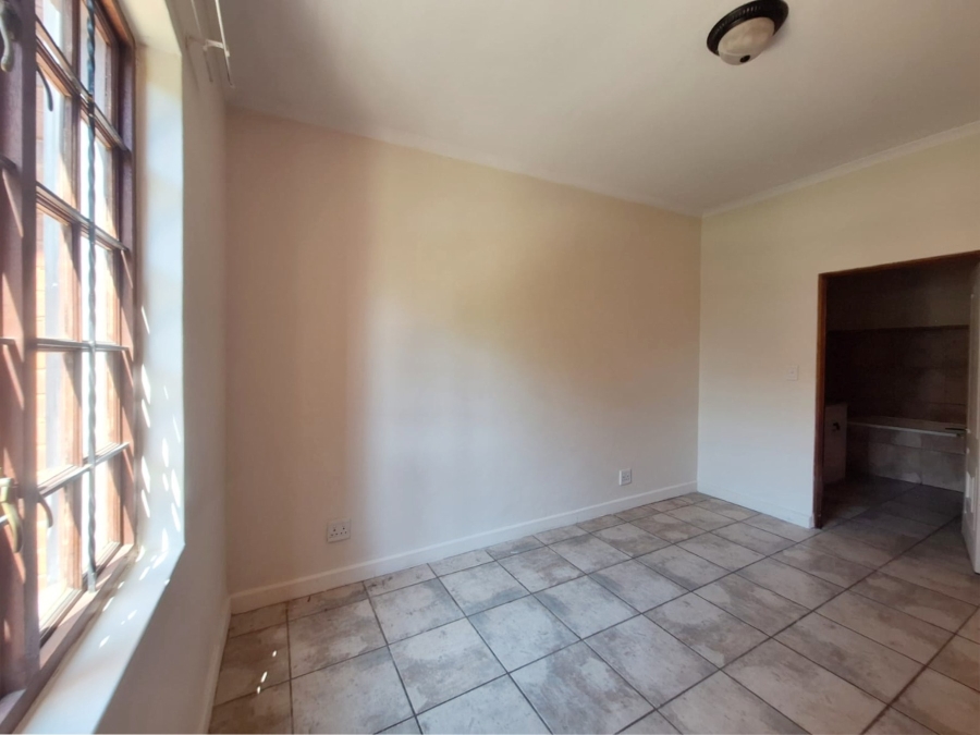 To Let 3 Bedroom Property for Rent in Meerhof North West